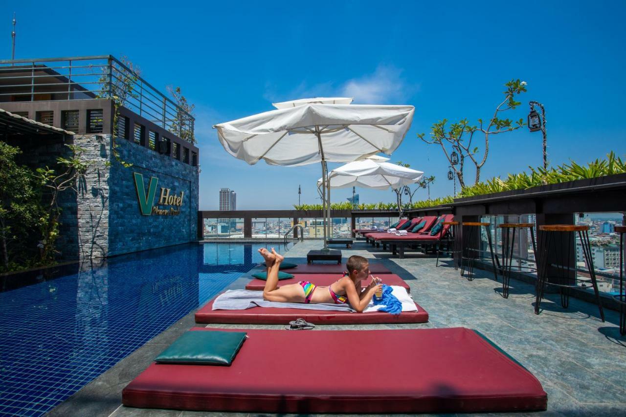 V Hotel Phnom Penh Extérieur photo