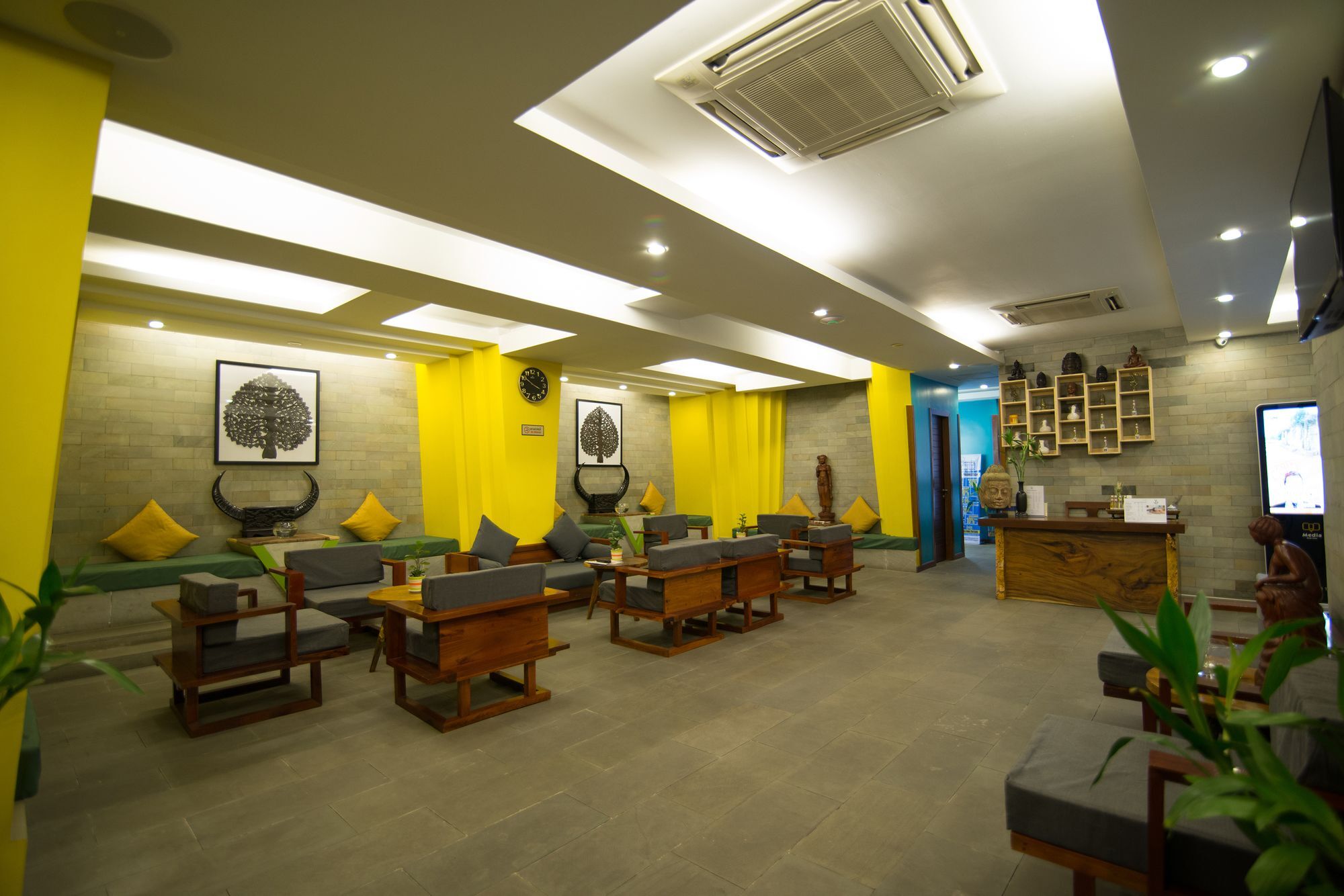 V Hotel Phnom Penh Extérieur photo